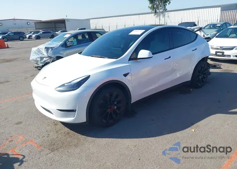 2022 Tesla Model Y Long Range Dual Motor All-Wheel Drive from USA, damaged, VIN 7SAYGDEE4NF532356